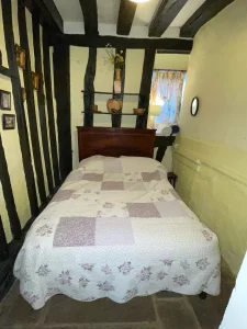The Buttery, Bedroom 2 - Bed and breakfast in Suffolk