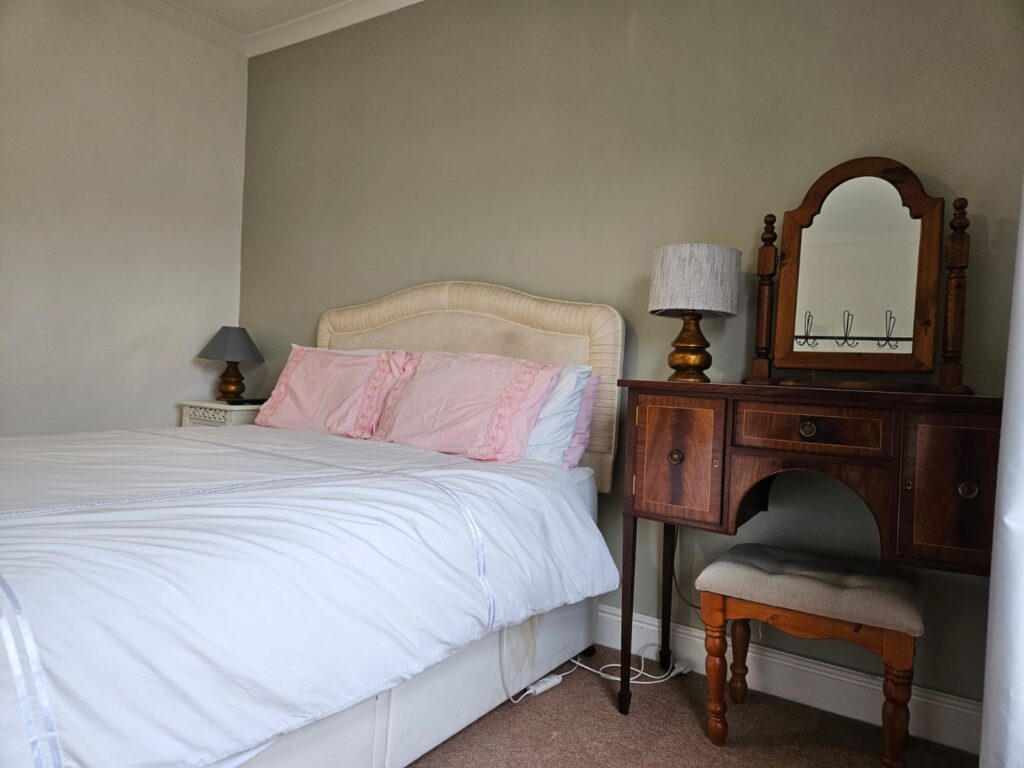 Constable room, Sudbury